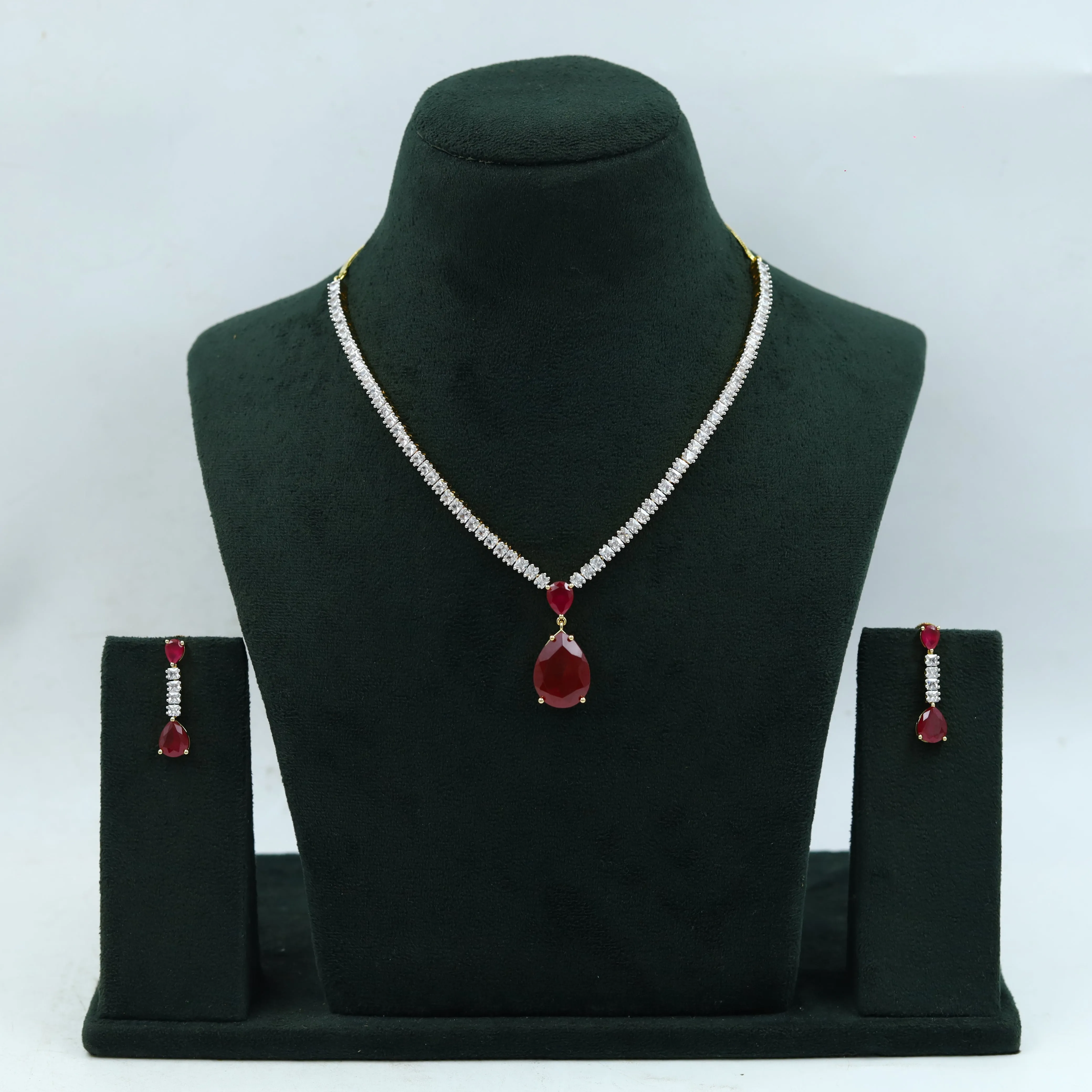 Round Neck Zircon/AD Necklace Set 15453-34