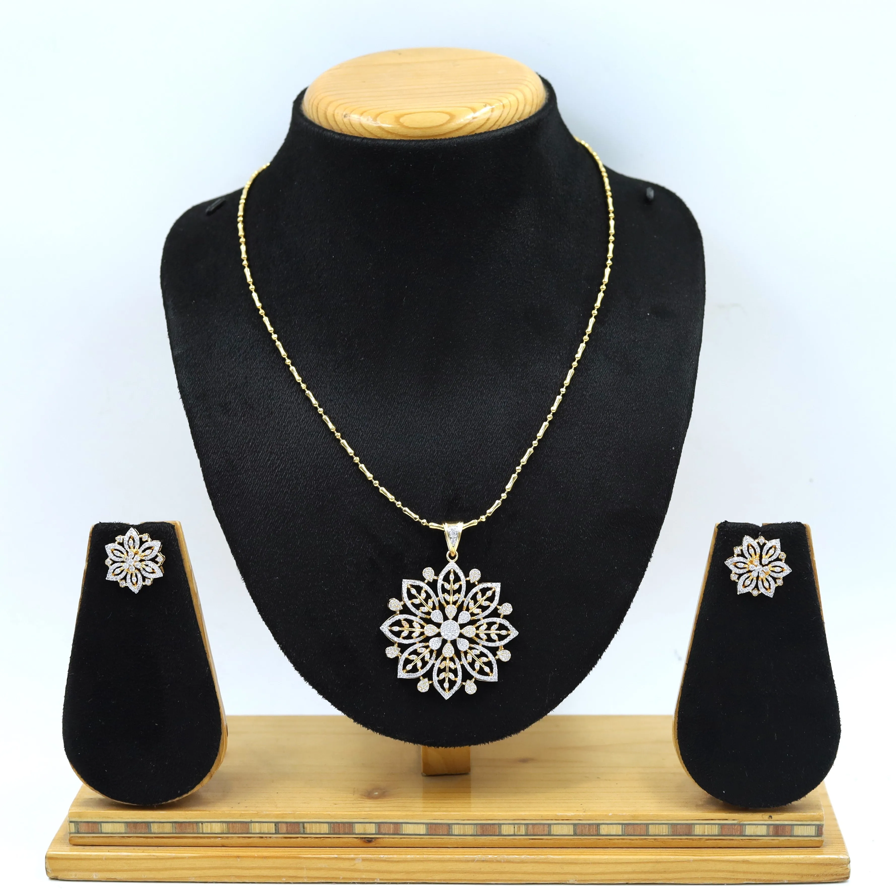 Stylish Zircon/AD Pendant Set 16472-68